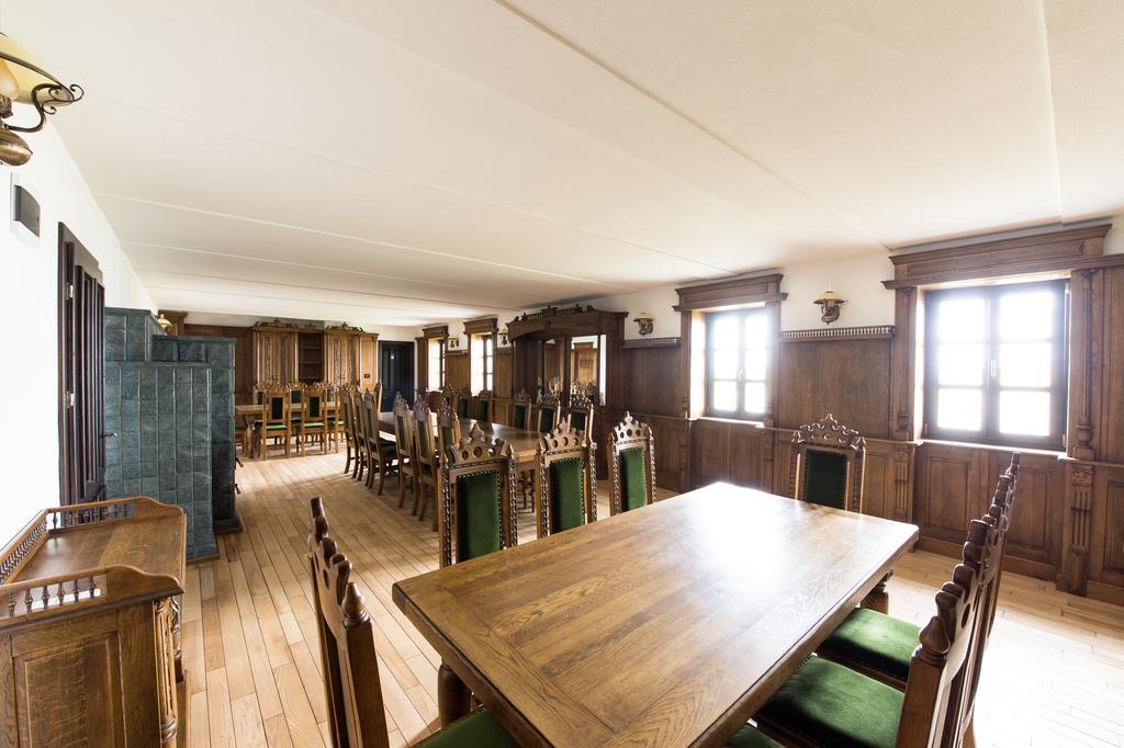 Hotel Castel Royal Újmosnica Kültér fotó